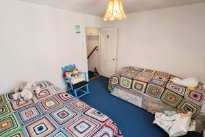 UPPER PARK ROAD- click for photo gallery